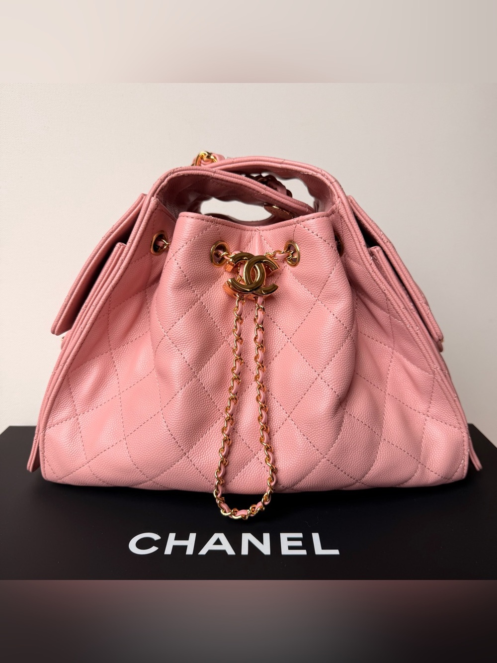 NWT CHANEL 25 Small Drawstring Bag Rose Clair Caviar Gold Hardware 2026